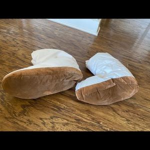 Down slippers